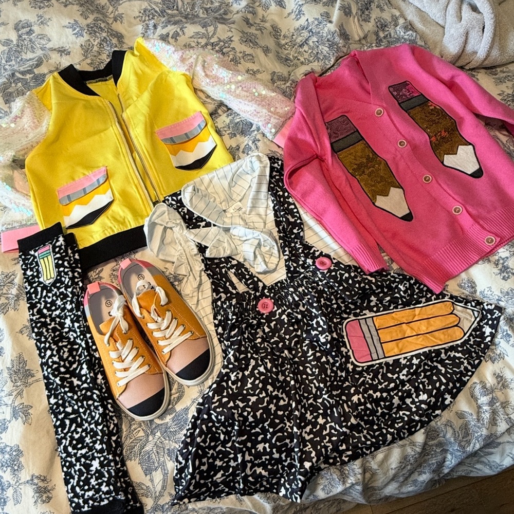 NWOT Sparkle in pink jacket/sweater 6-7